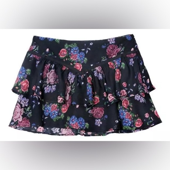 Pull&Bear Floral Ruffle Mini Skort - Picture 7 of 9